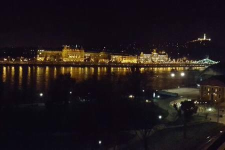 Orangehomes 130 M2 Apt With Fantastic View To River Danube Будапешт Екстер'єр фото